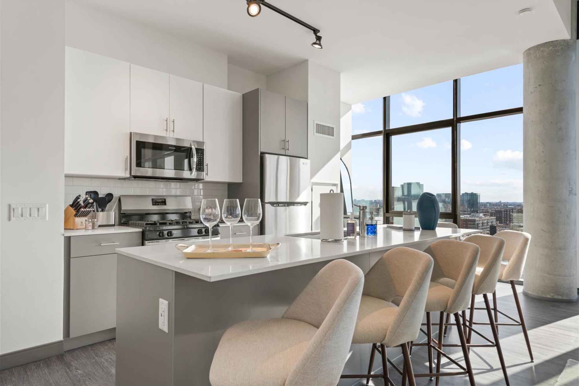 Fulbrix Bright Designer With West Loop Views * Chicago