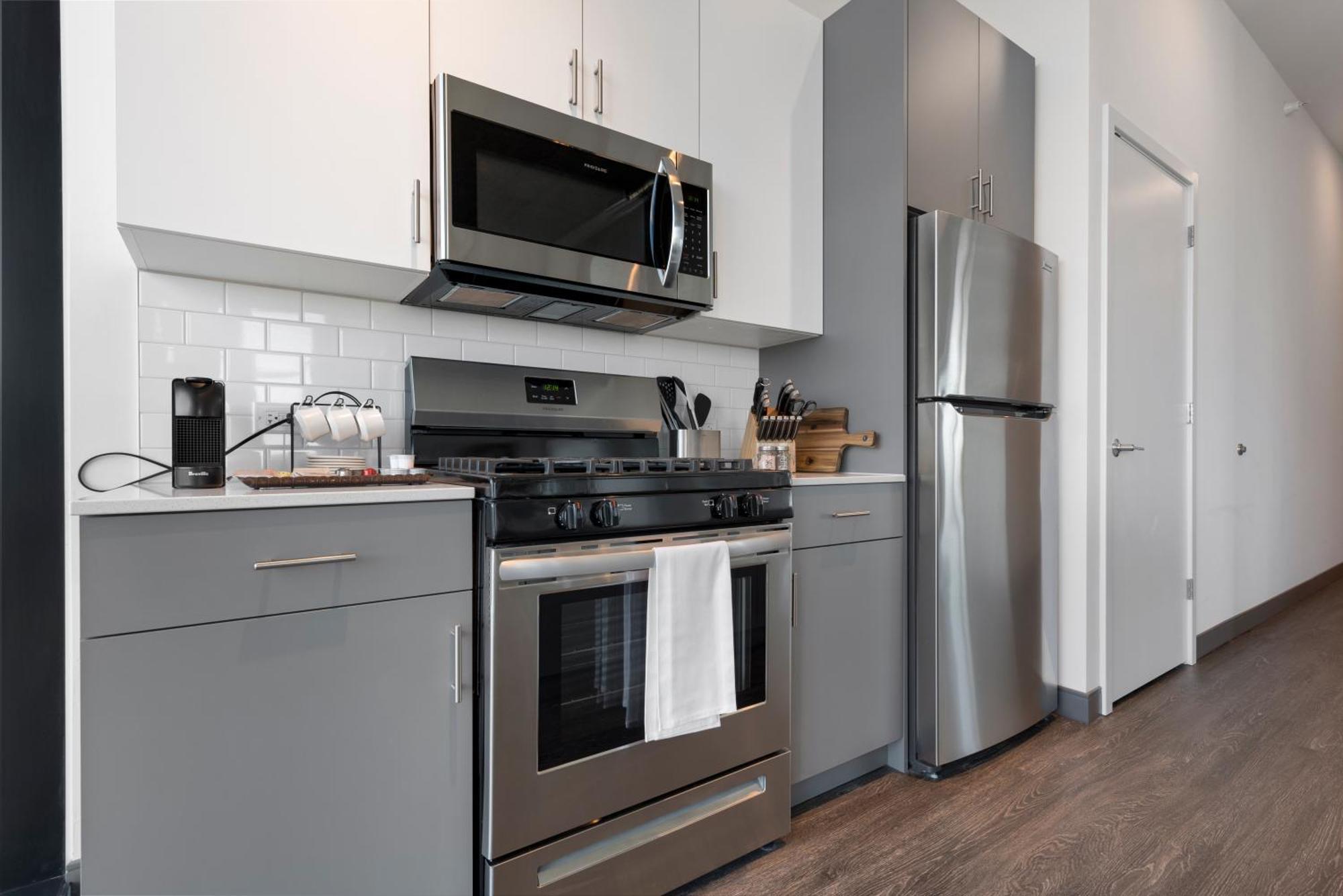 Fulbrix Bright Designer With West Loop Views * Chicago