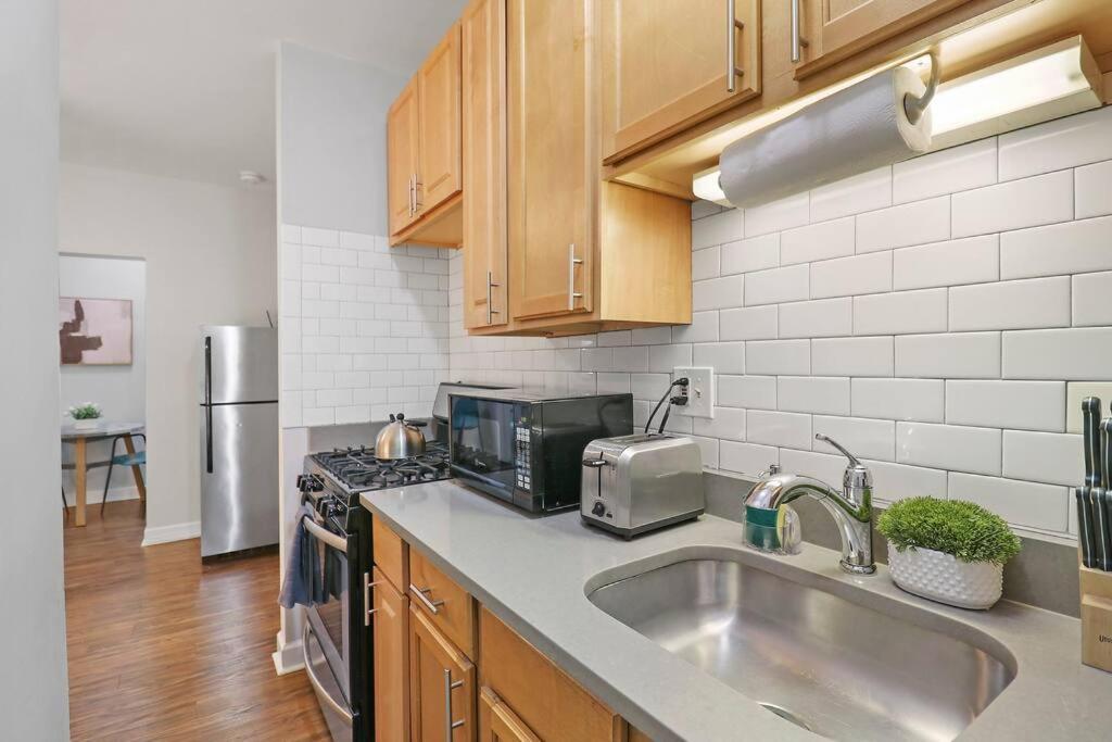 Apartment Trendy In - Kenwood 103 & 303 Rep *