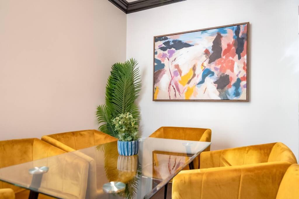 Appartement Spacious 4Br Gold Coast Duplex With Jacuzzi In The Bedroom