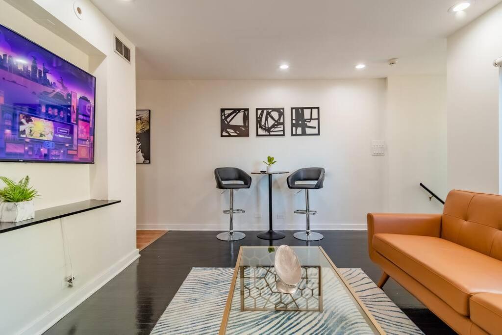 Spacious 4Br Gold Coast Duplex With Jacuzzi In The Bedroom Appartement