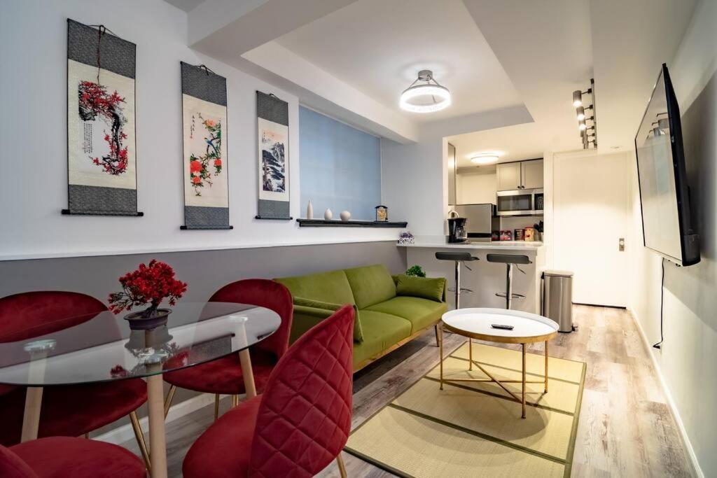 Japanese Themed 2Br In Gold Coast For Up To 4 Guests Chicago