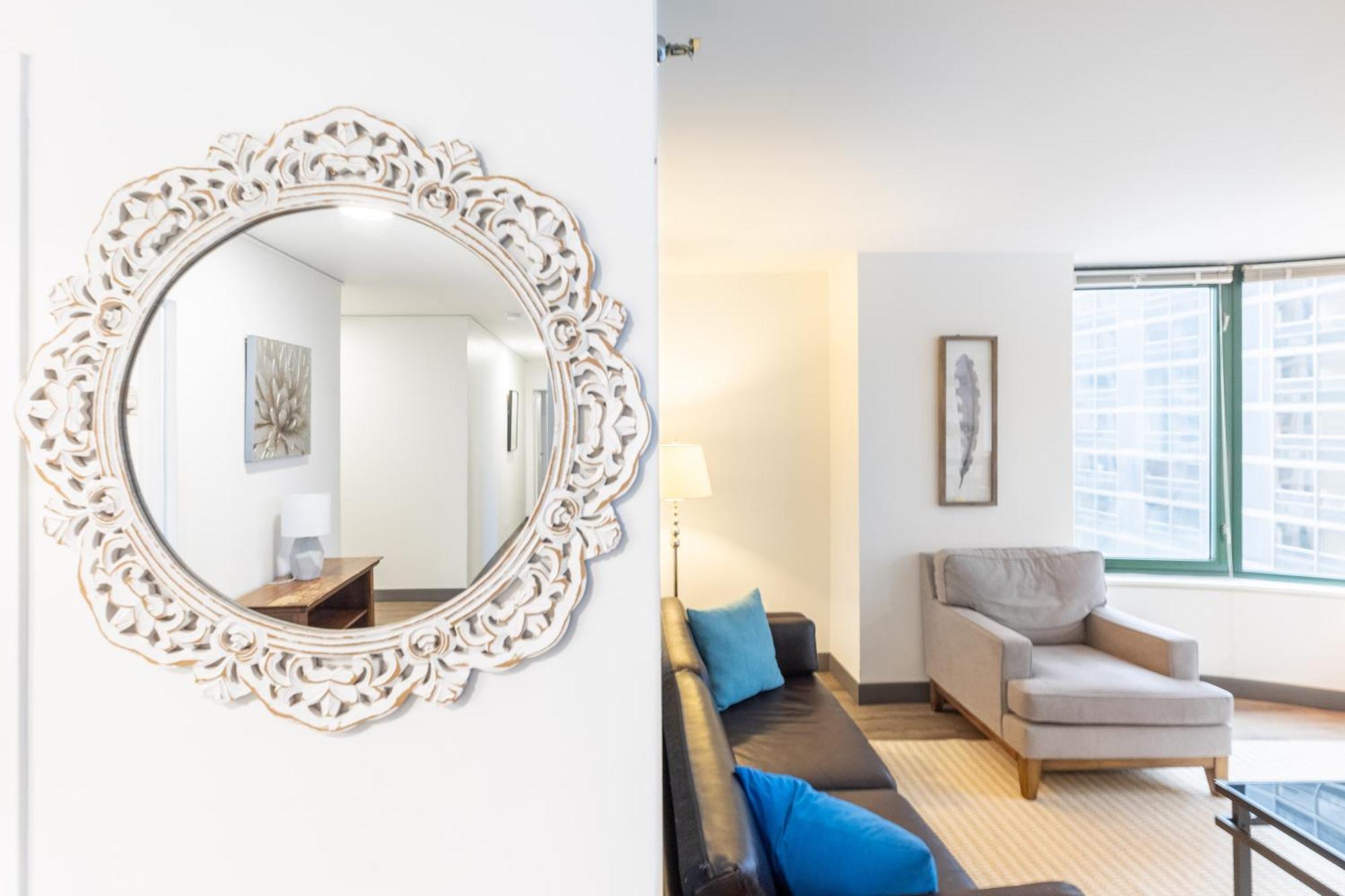 Envitae 3br Luxury Corner Loft With Navy Pier Views Chicago