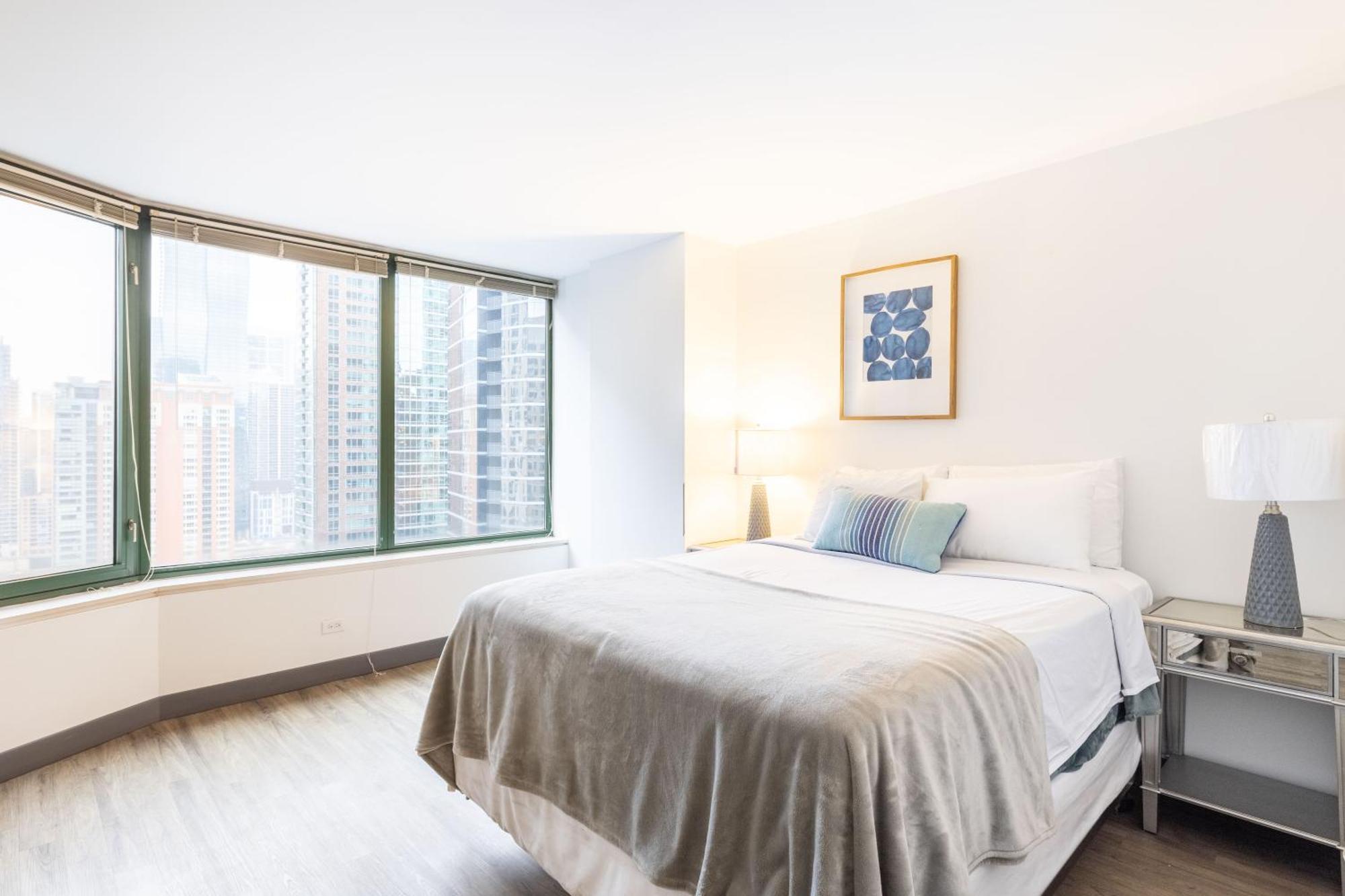 Apartment Envitae 3br Luxury Corner Loft With Navy Pier Views *