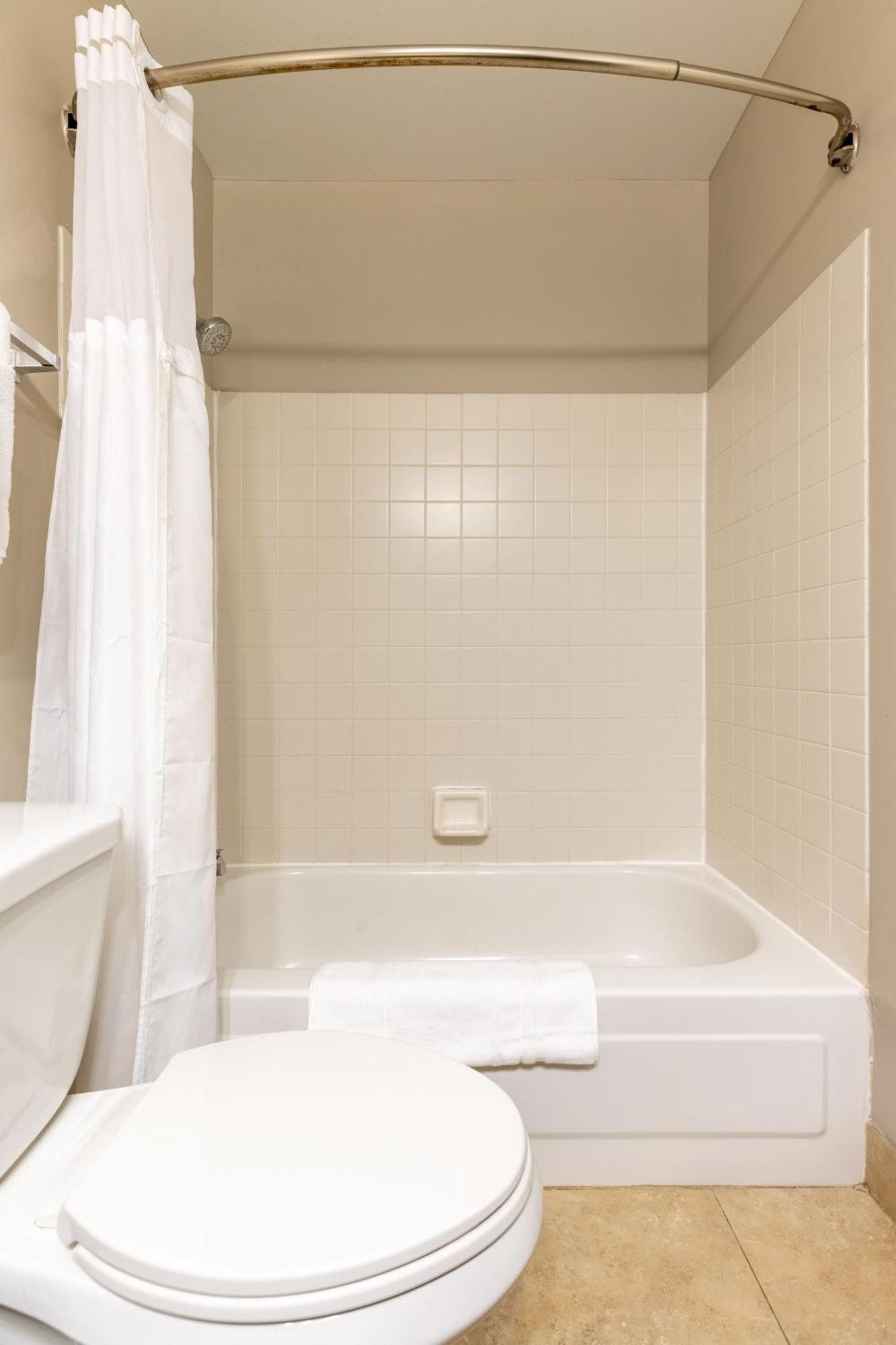 Apartment Captivating With Pier Views, Pool And Gym *