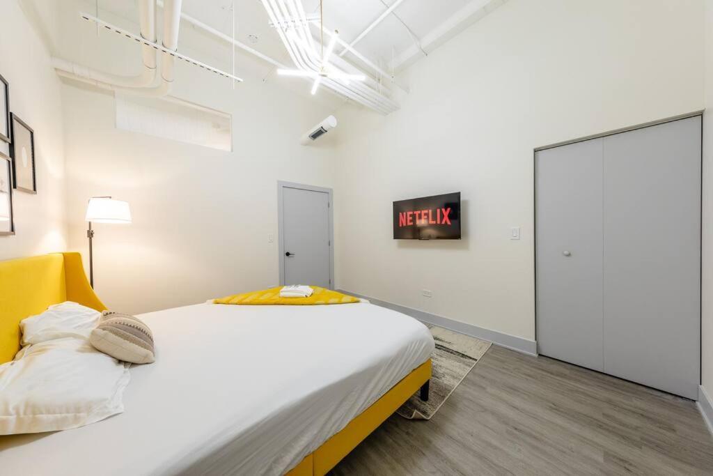 Apartment Spacious 5Br Luxury Suite Perfect For Groups With Gym Access And Optional Parking Near Mccormick Place, Grant Park And Soldier Field