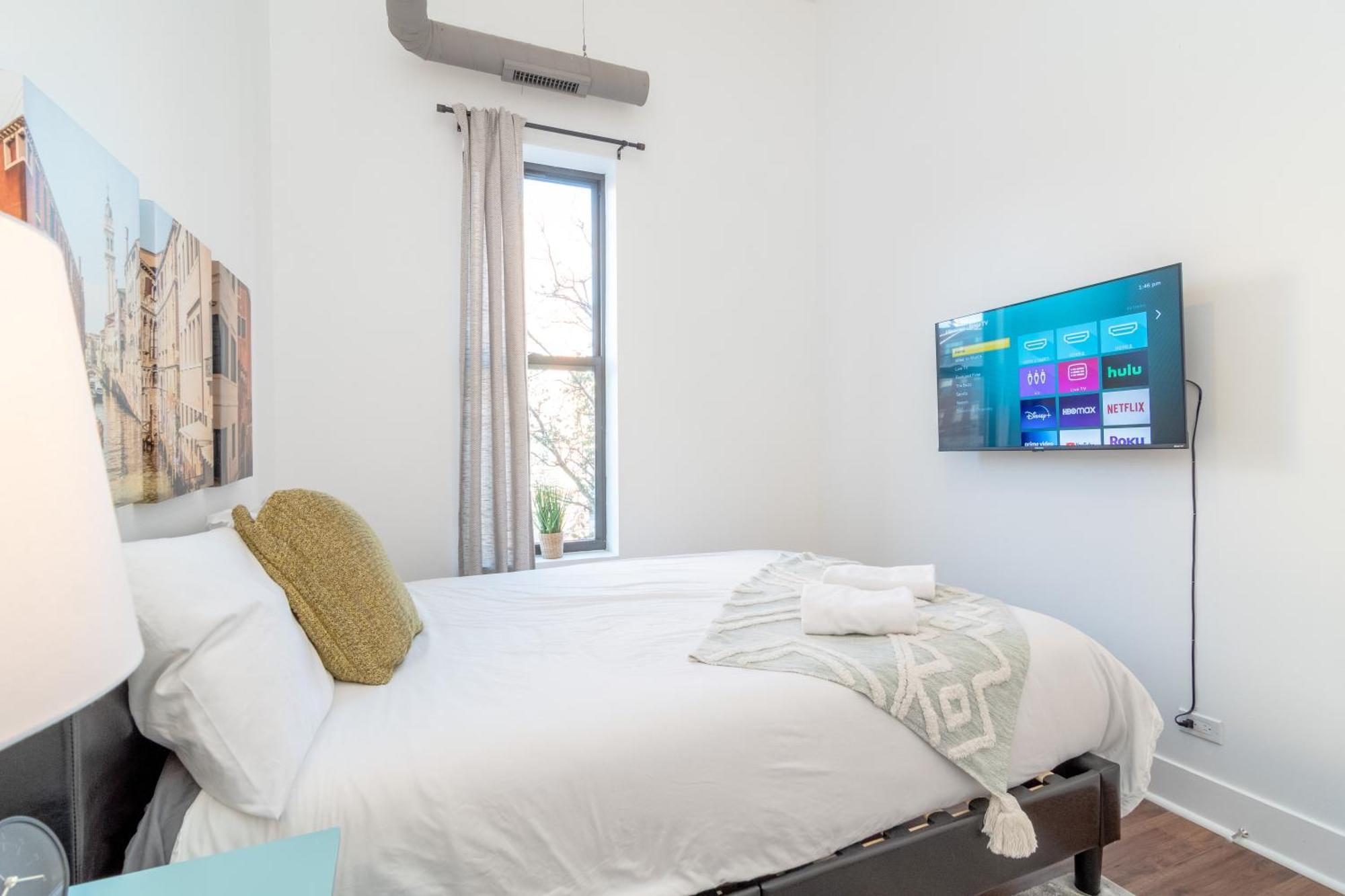 Mccormick Place 3br-2ba With Optional Parking - Sleeps 8 Appartement