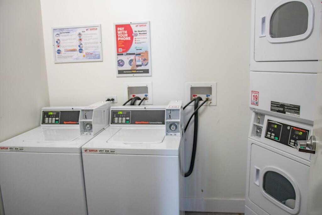 Mccormick 2br-2ba For 8 Guests With Optional Parking & Gym Apartment