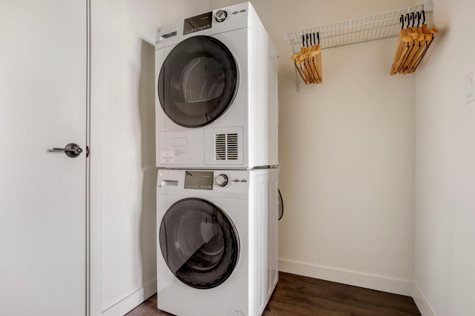 Apartment River North 1br Nr Riverwalk W Yoga Chi-1040 *