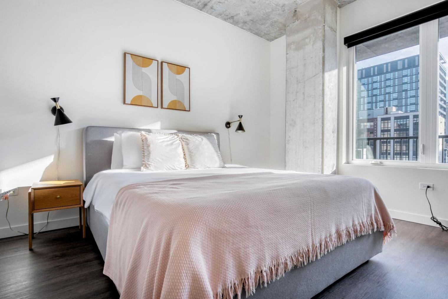 River North 1br W Pool Fitness 1 Block To L Chi-1039 Apartment *