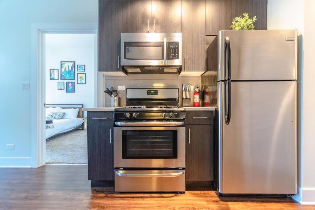 Cozy Chicago 420 Friendly 3Br Suite Near Mccormick Place And Soldier Field *