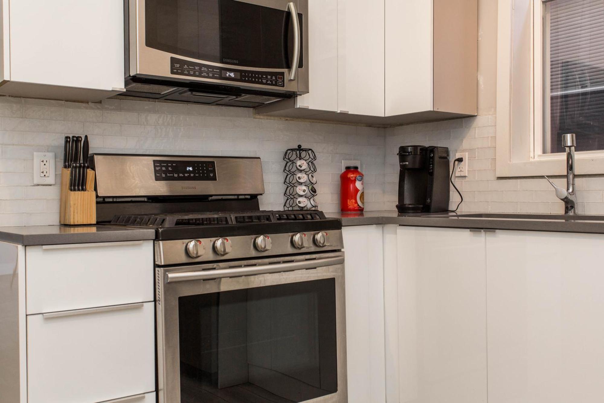 The Double Play - 1 Min Walk To Wrigley! Spacious 2br - Perfect For Cubs Fans! Appartement Chicago
