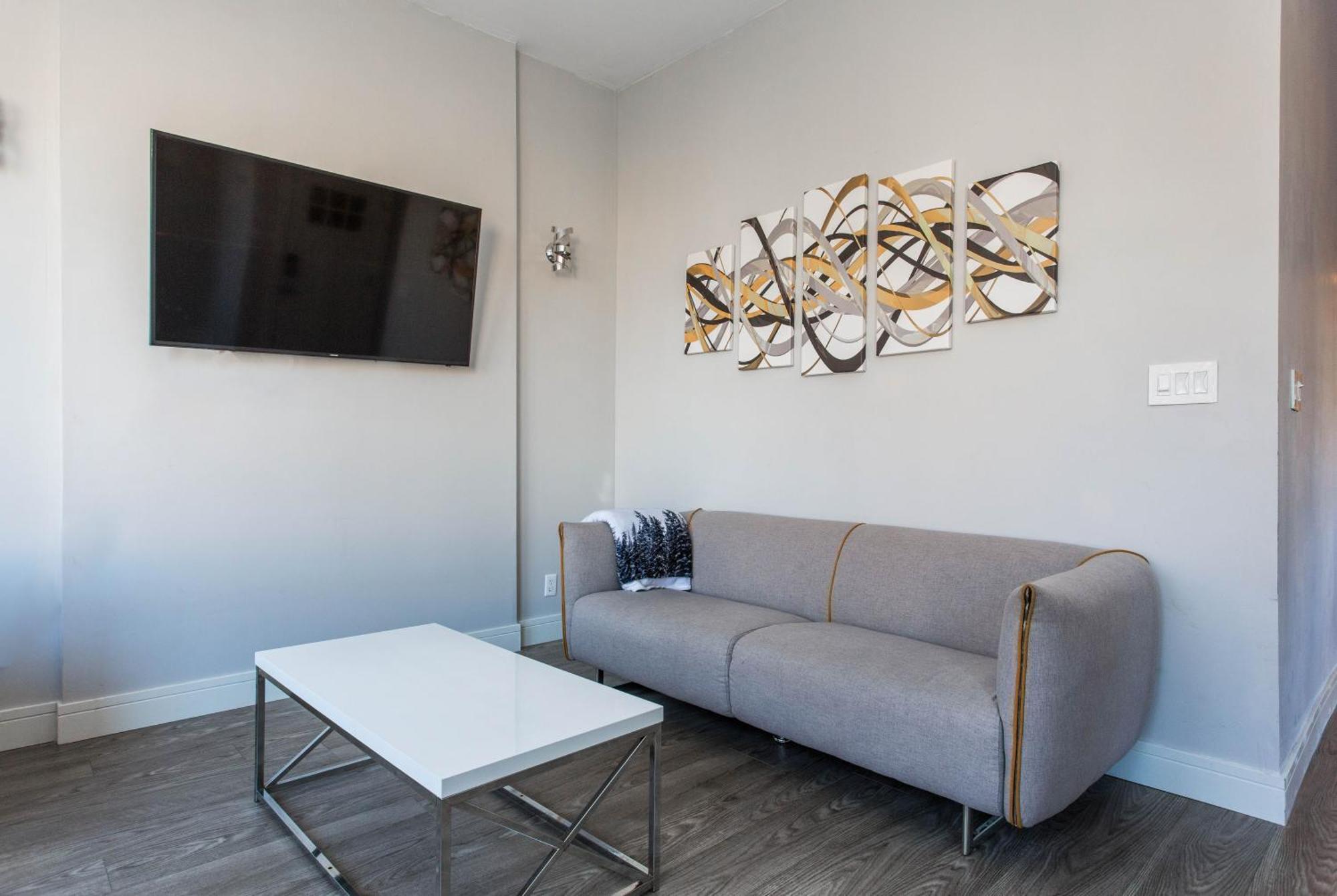 Appartement The Double Play - 1 Min Walk To Wrigley! Spacious 2br - Perfect For Cubs Fans! Chicago