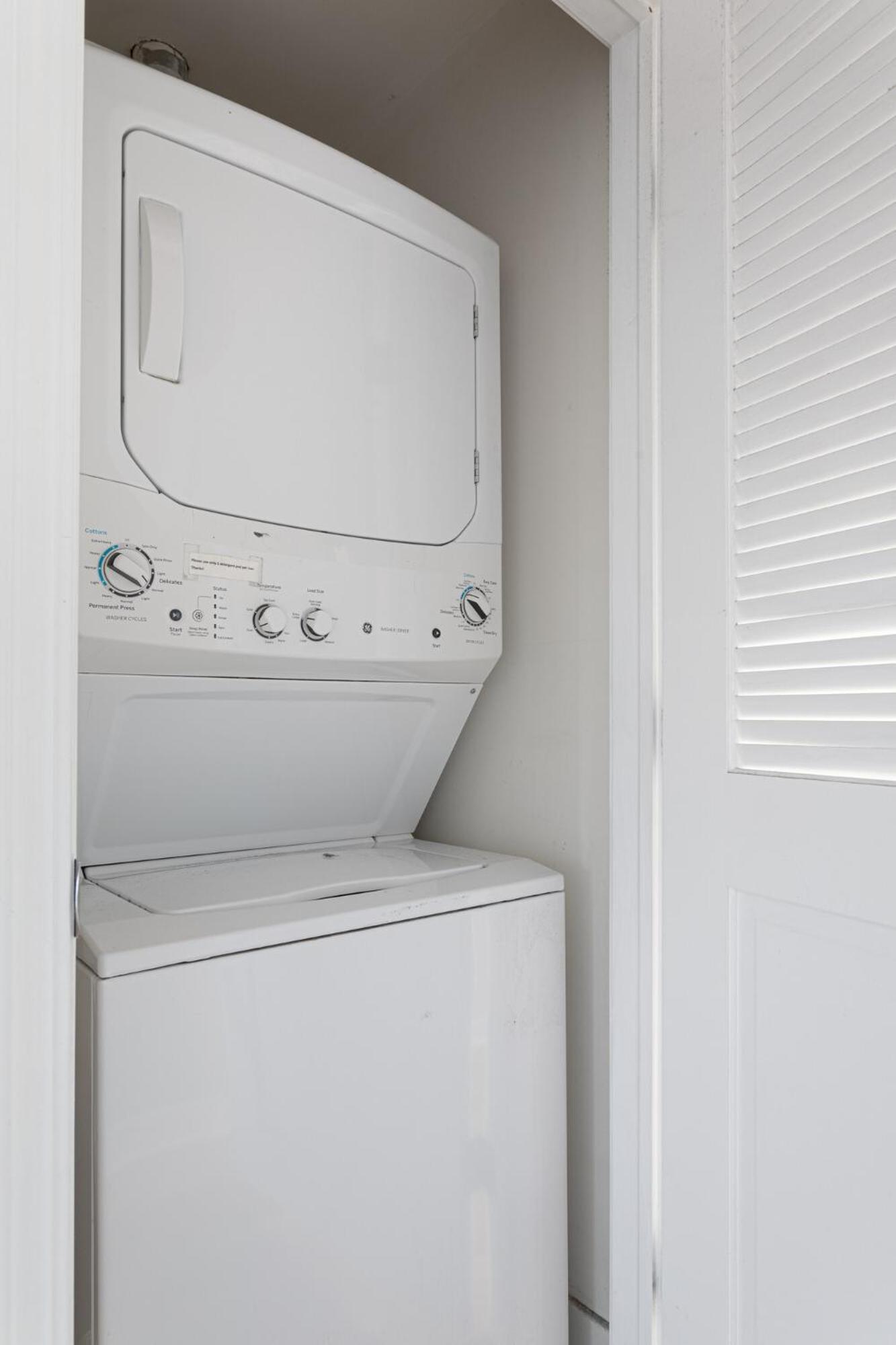 Apartment The Upscale Getaway Near Downtown *