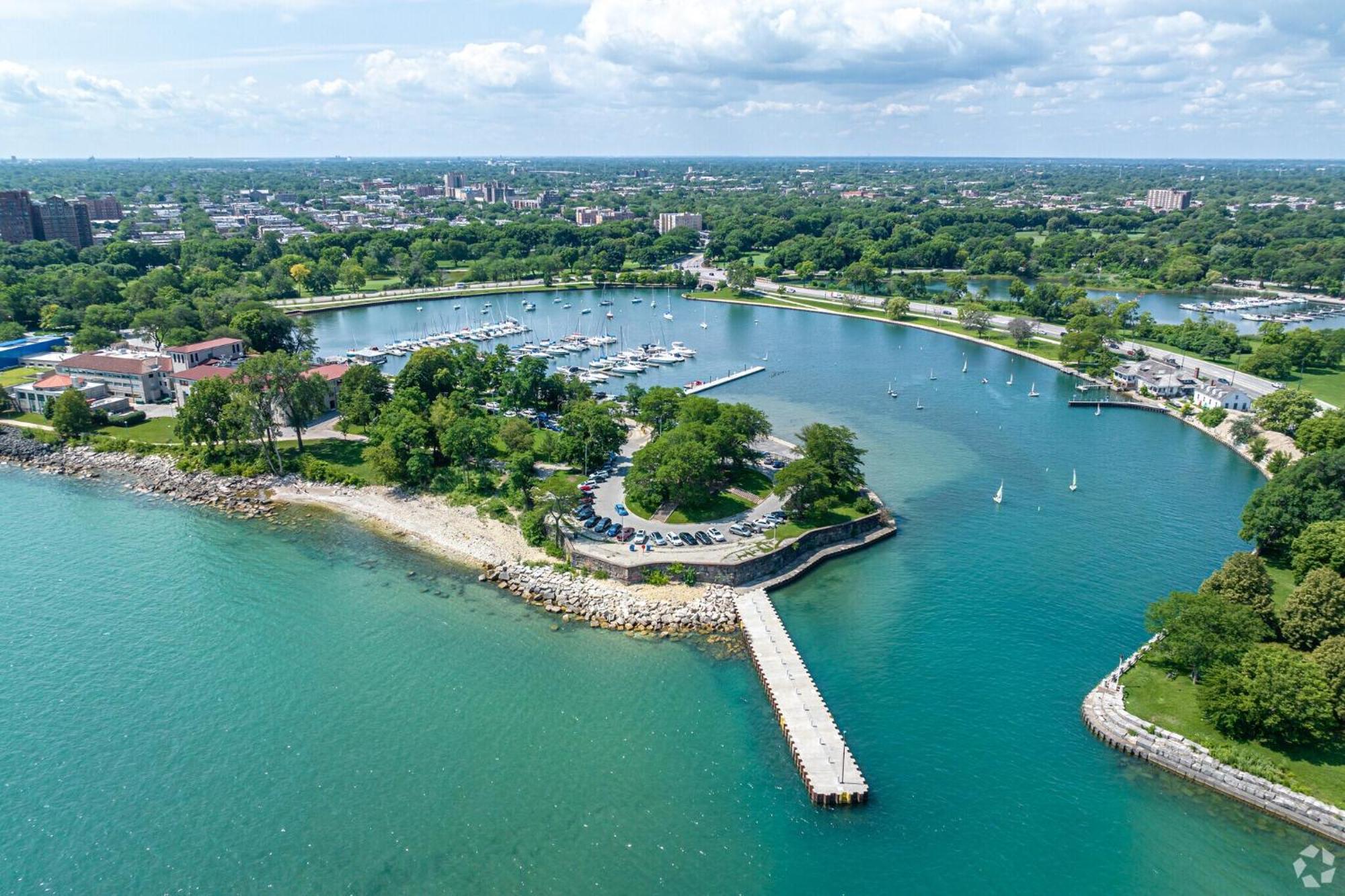 The Chic Urban Oasis Near The Lake! Apartment Chicago