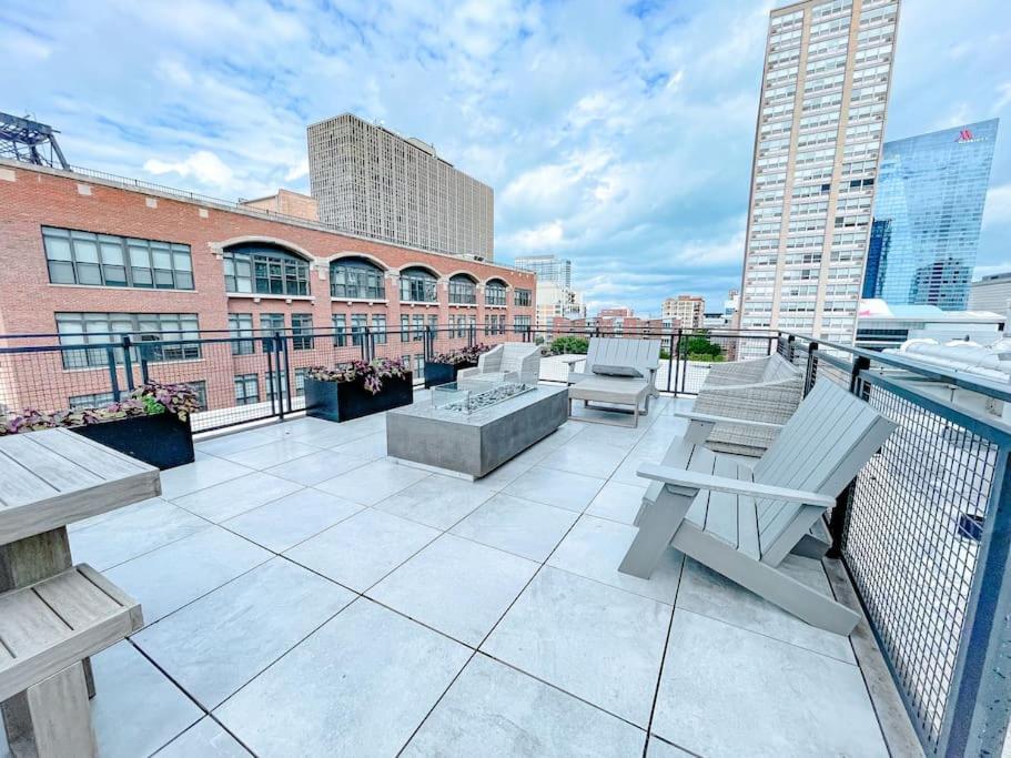 Mccormick Place 2Br Oasis With Optional Parking, Patio, Gym For Up To 6 Guests Near Museum Campus, Grant Park & Soldier Field Appartement *