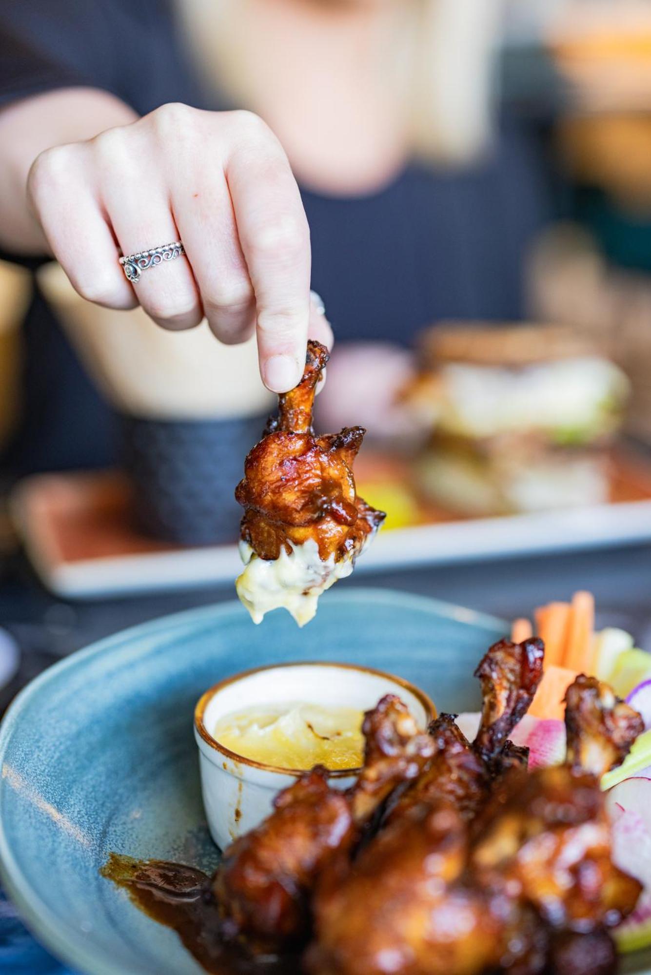 - Dwtn - The Mart By Ihg Hotel