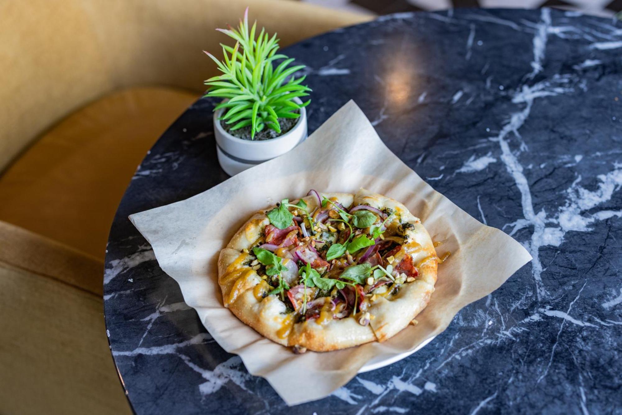 - Dwtn - The Mart By Ihg Chicago