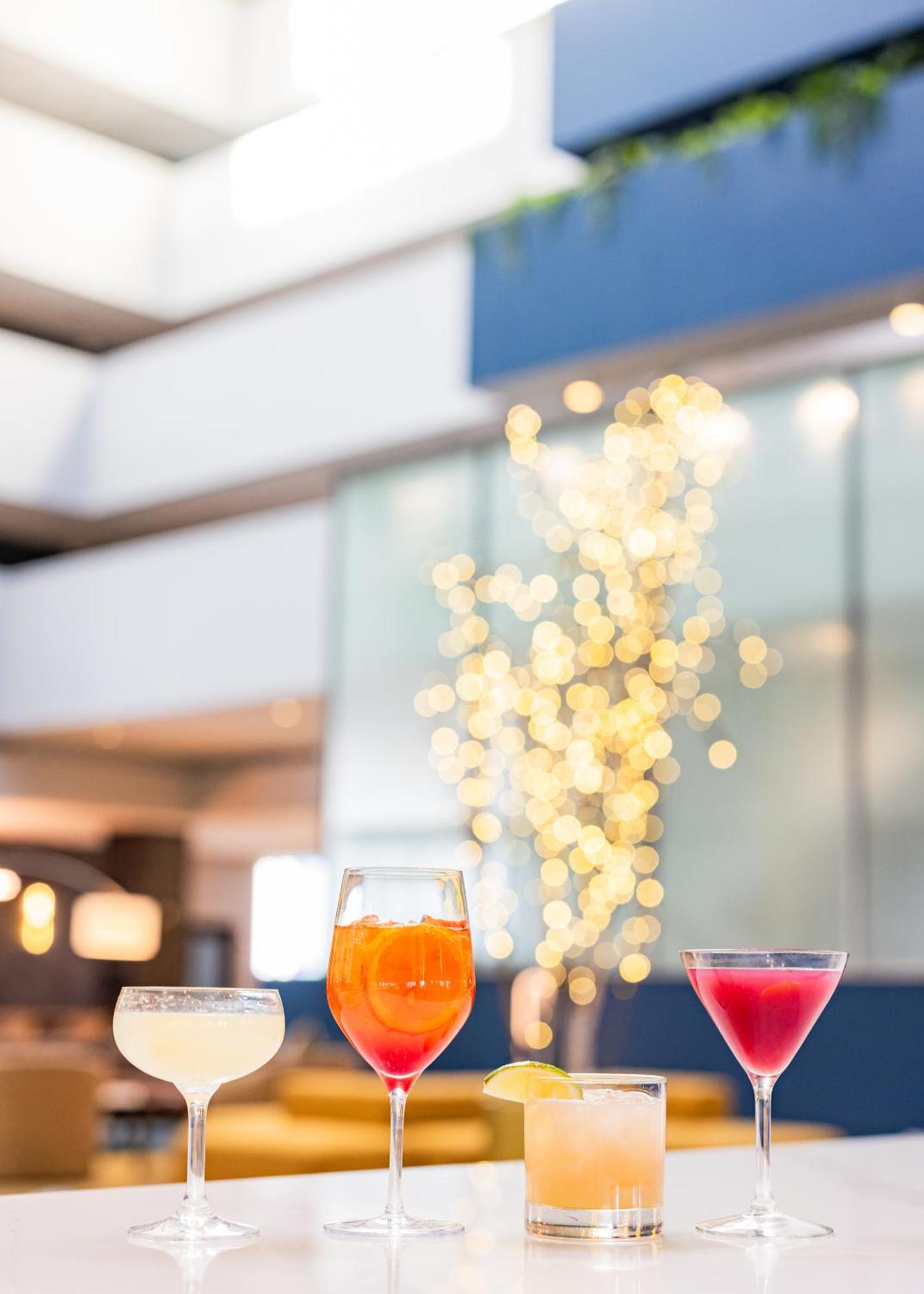 - Dwtn - The Mart By Ihg Chicago