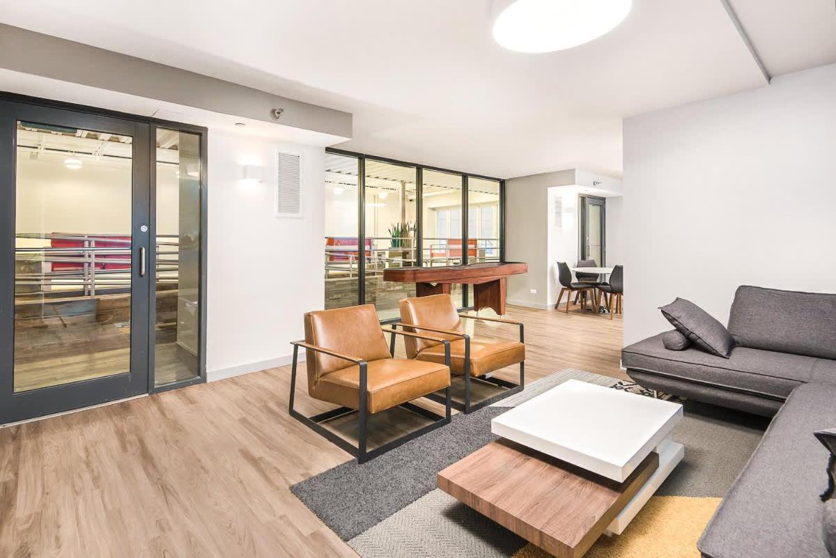 Apartment 3b/3b Skyloft With Navy Pier View Gym & Pool By Envitae