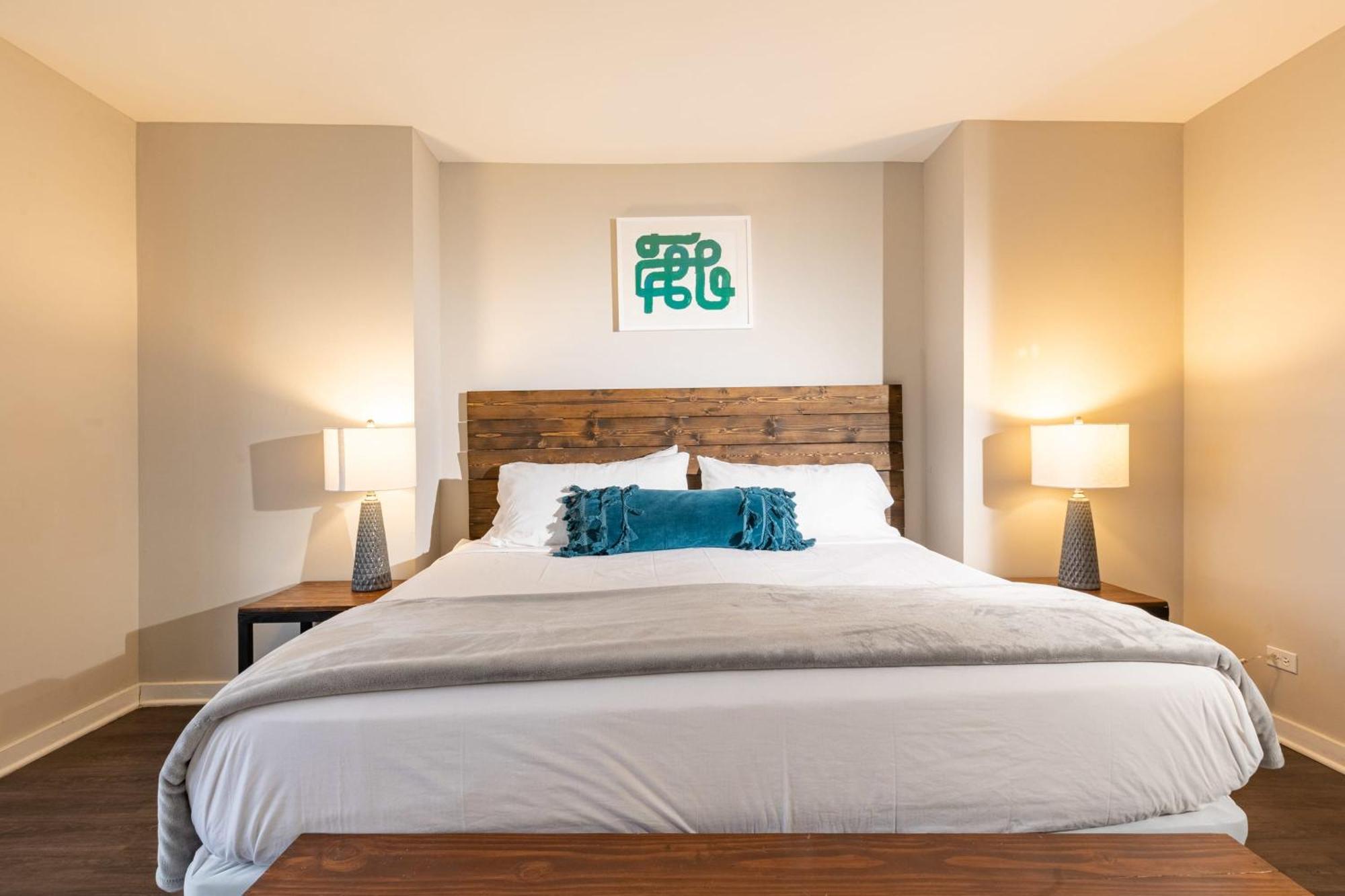 Apartment 3b/3b Skyloft With Navy Pier View Gym & Pool By Envitae Chicago