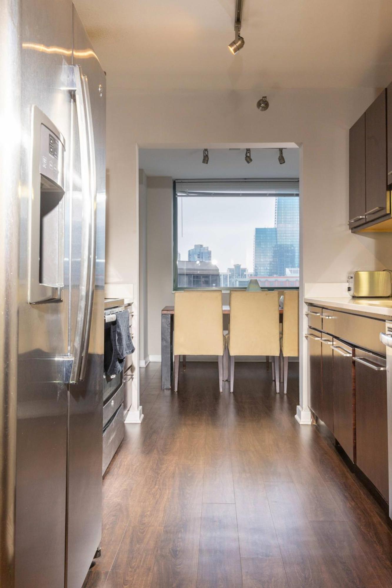 Apartment 3b/3b Skyloft With Navy Pier View Gym & Pool By Envitae Chicago