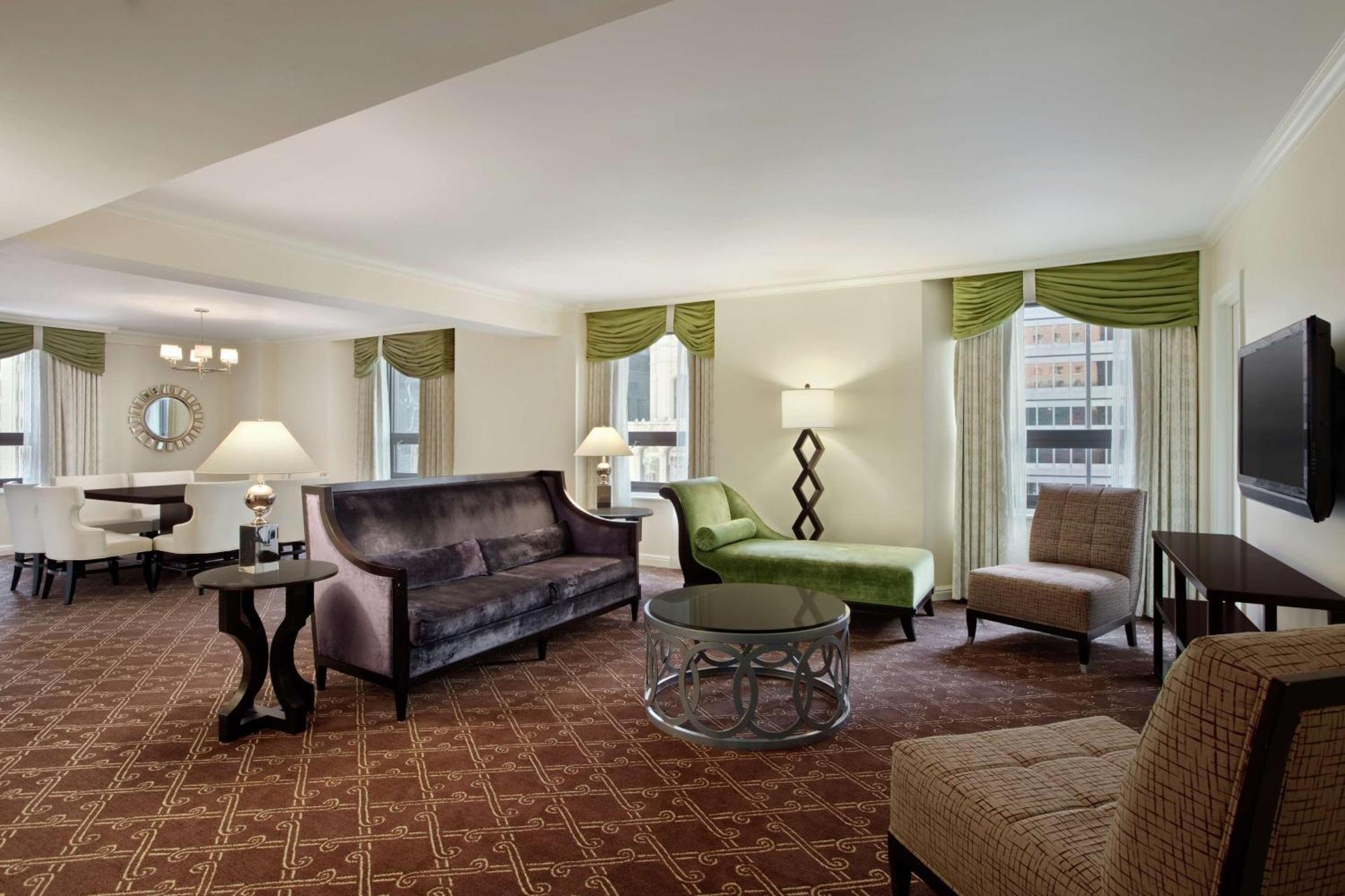 Hotel The Palmer House Hilton
