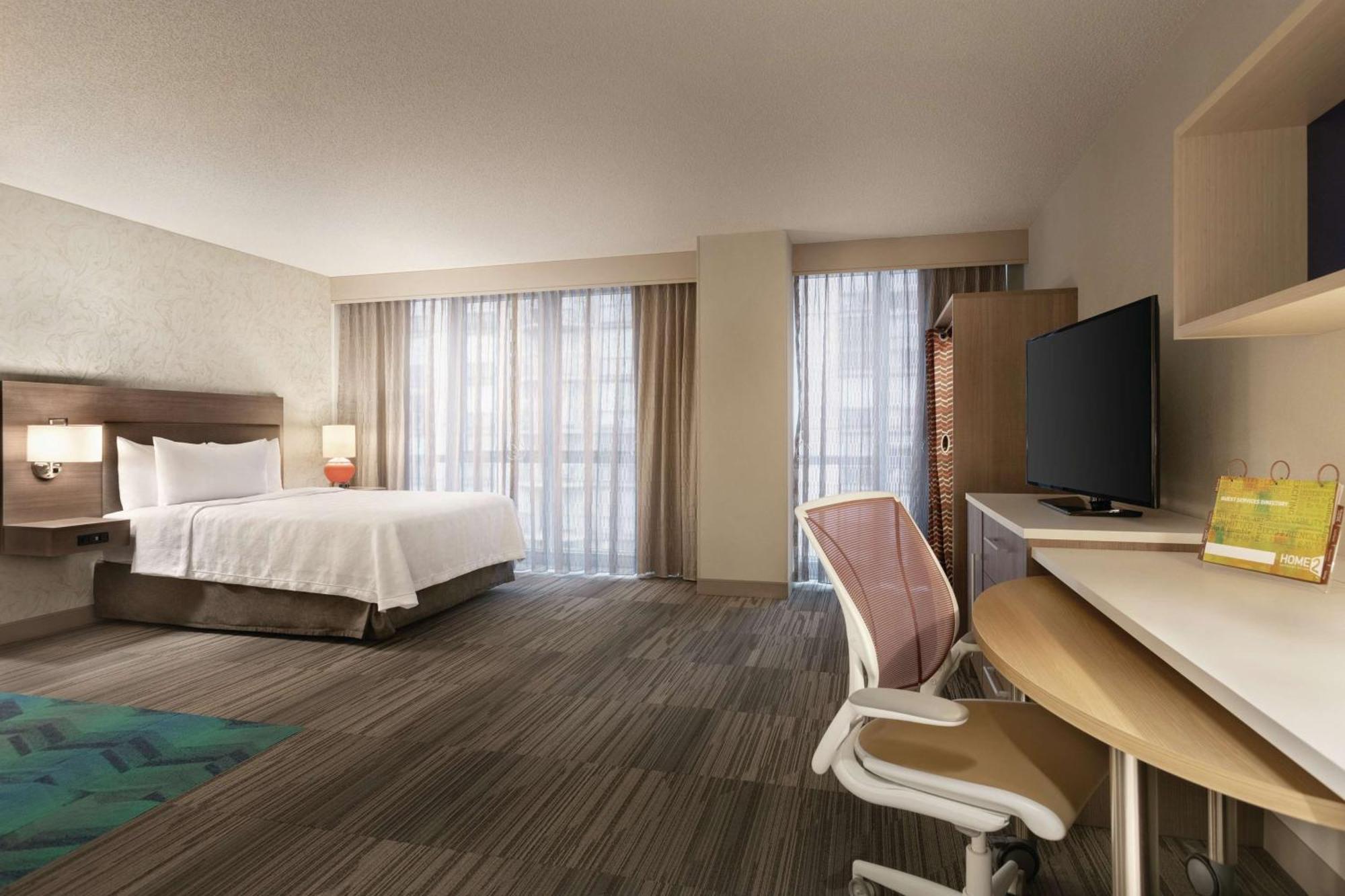 Hotel Home2 By Hilton River North