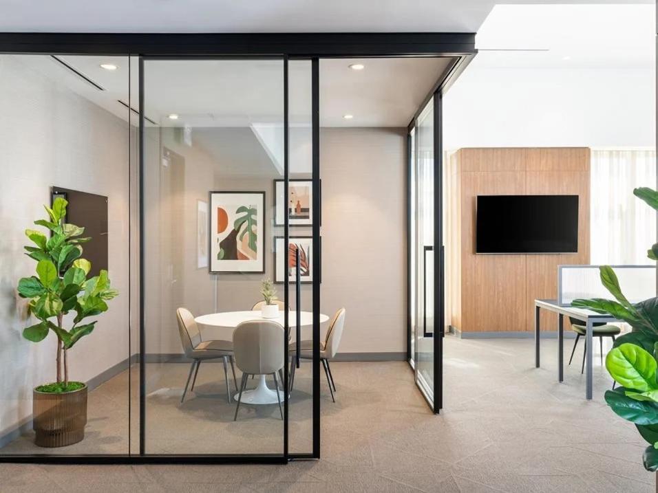 Level - Fulton Market Hotel