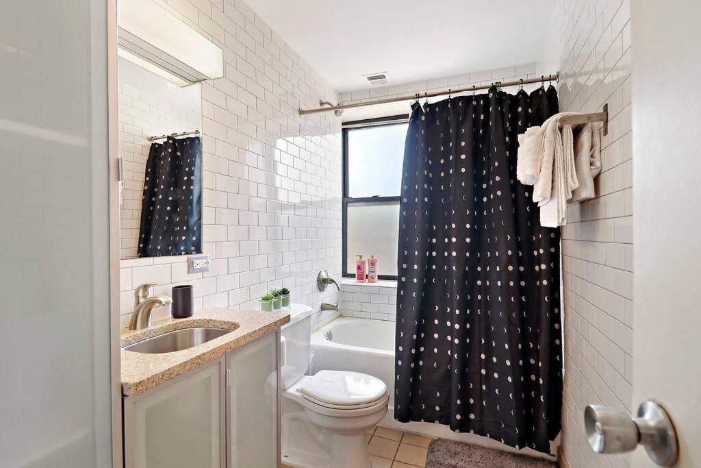 Apartment Merged Well-Equipped 2Br Apartment - The Blackwood 400 *