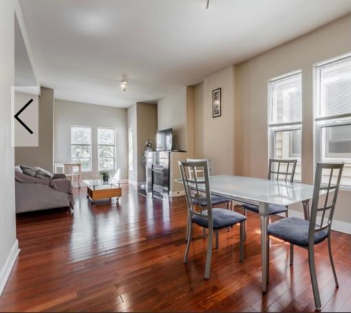 Modern Belden Apartment