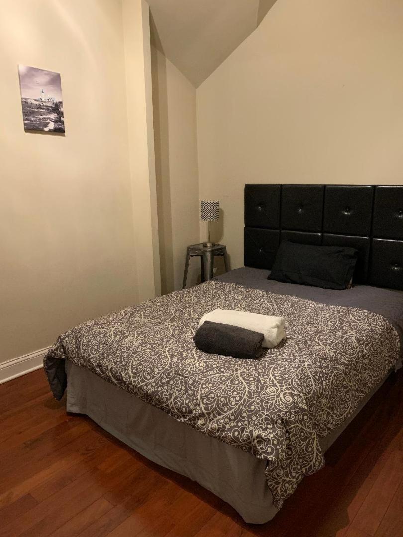 Modern Belden Apartment *