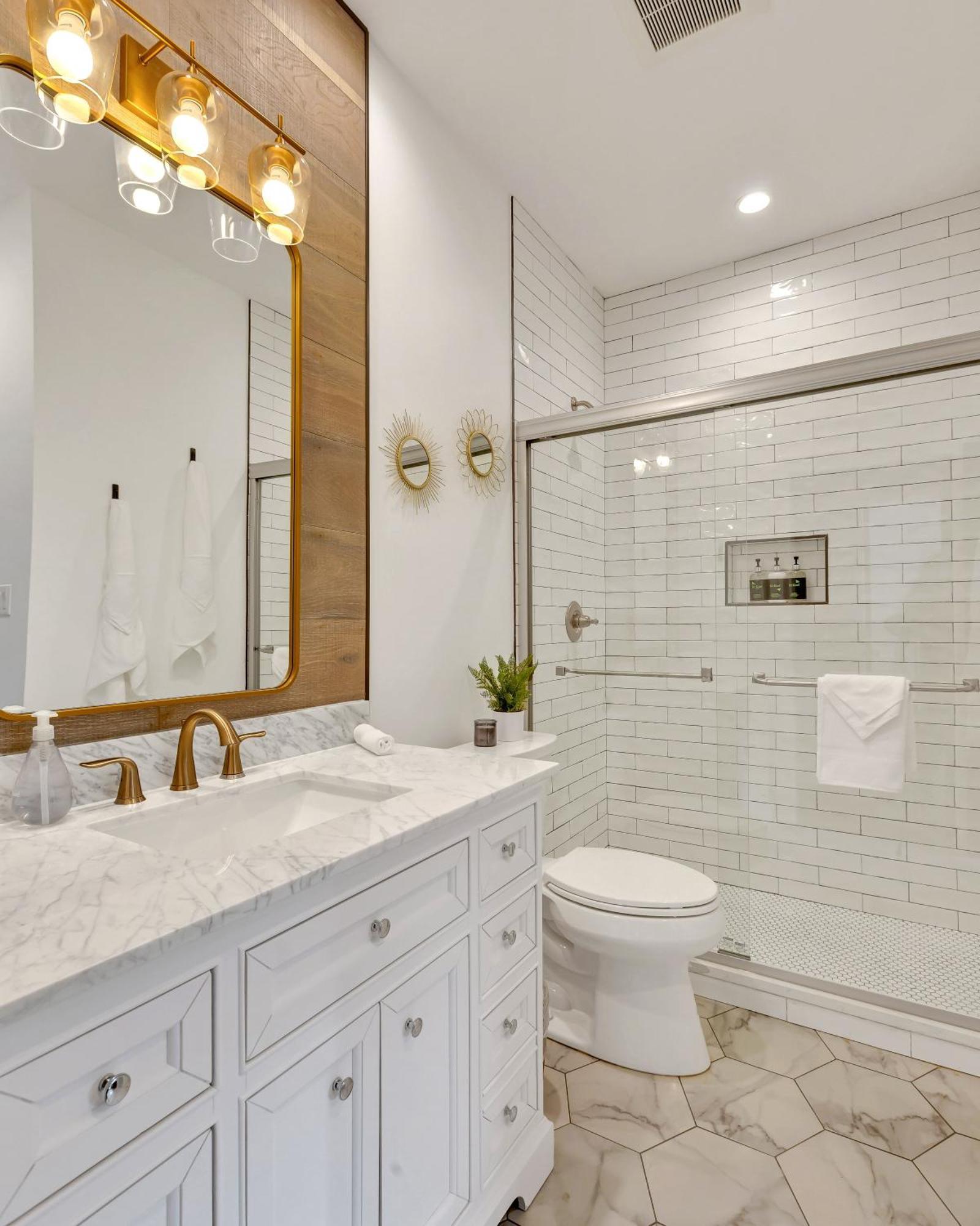 Bright Modern 4bd 2ba In The Heart Of Wrigleyville Apartment *