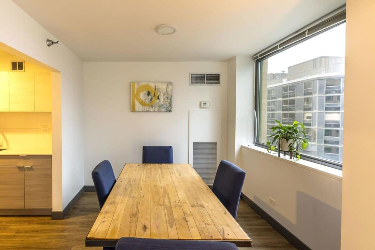 Ultimate 3br Luxury Near Navy Pier With Gym & Pool By Envitae