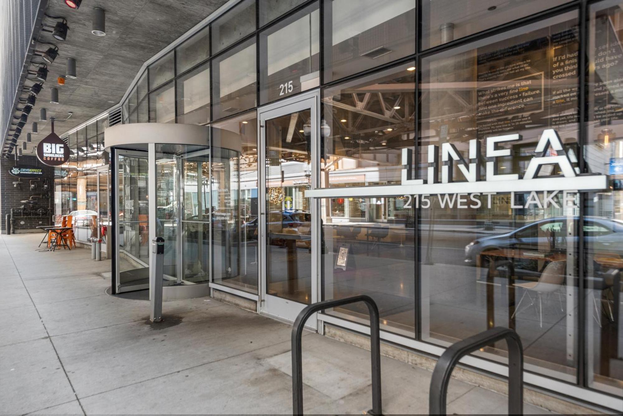 Linea Luxury Living With Indoor Pool And Rooftop Views In The Loop Chicago