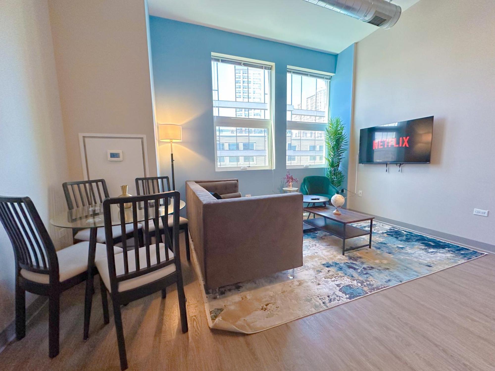 Appartement Stylish 2Br Apartment With Optional Parking, Patio And Gym Near Mccormick Place, Shedd Aquarium, Field Museum & Lakefront Trail *