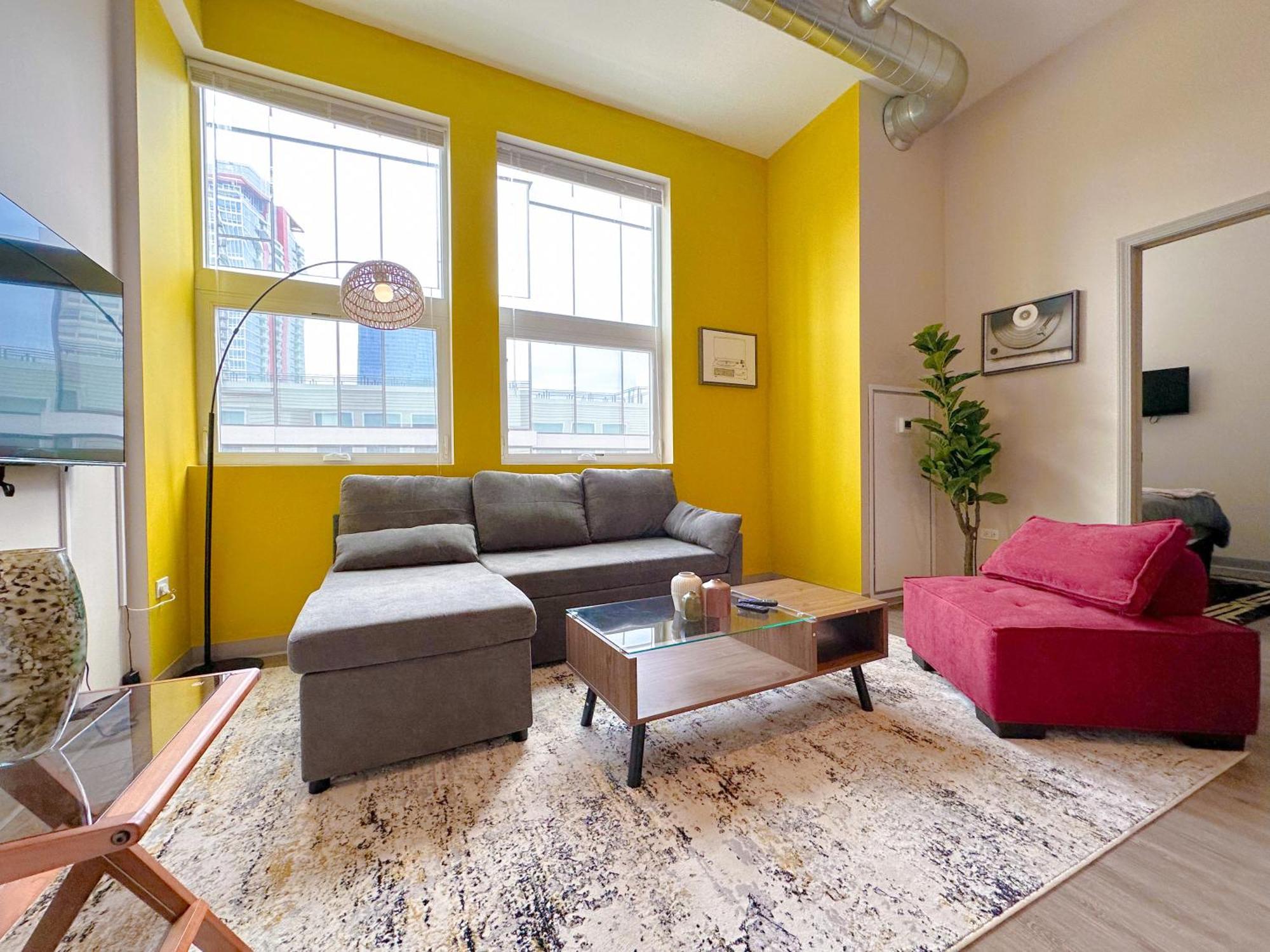 Apartment Spacious 2br In South Loop With Optional Parking, Gym And Patio Near Mccormick Place, Grant Park, Soldier Field & Museum Campus *