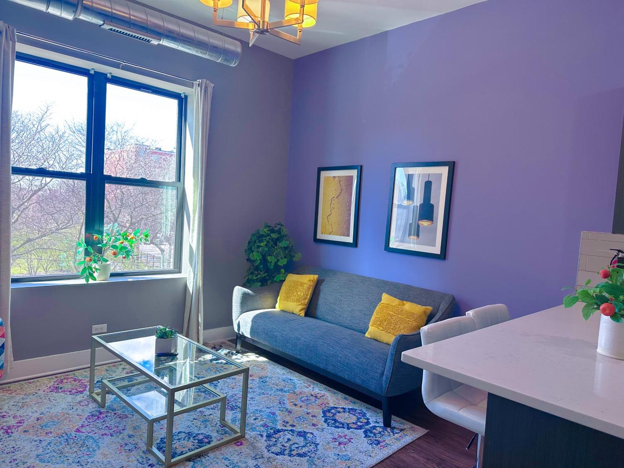 Spacious 3Br Chicago Apartment With Optional Parking Near Mccormick Place, Soldier Field & Uic Campus Apartment