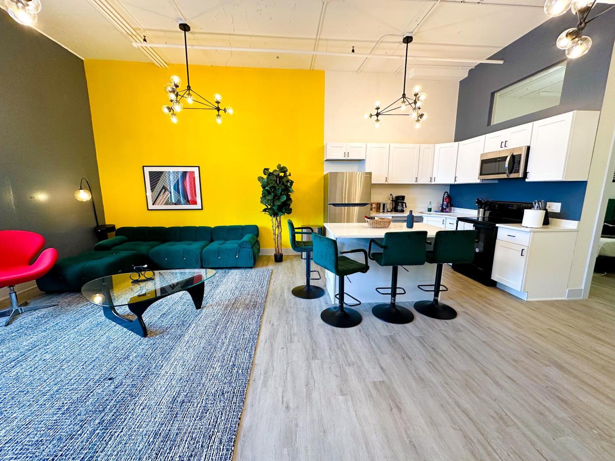 Spacious 5Br Luxury Suite Perfect For Groups With Gym Access And Optional Parking Near Mccormick Place, Grant Park And Soldier Field Apartment Chicago