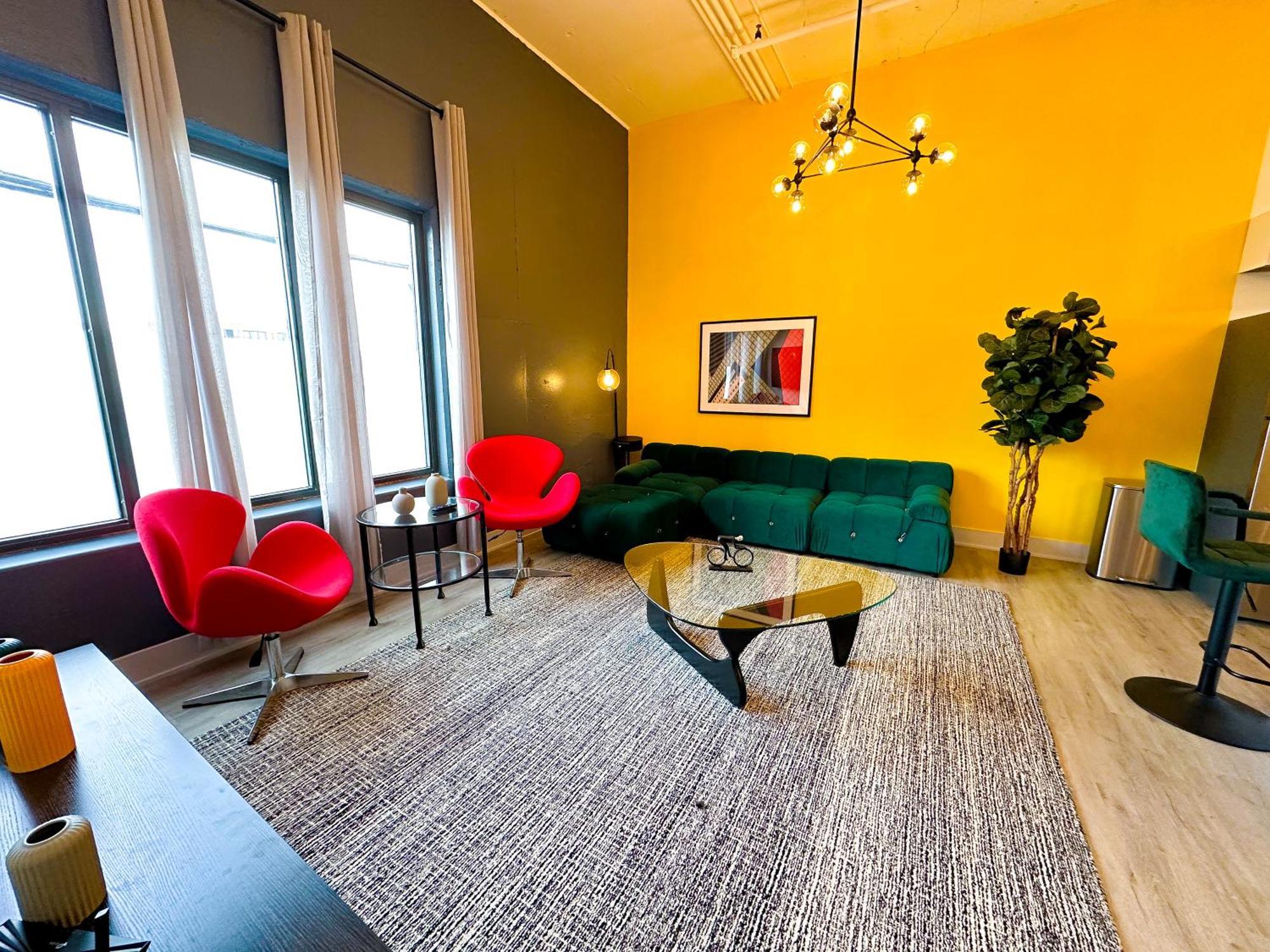 Spacious 5Br Luxury Suite Perfect For Groups With Gym Access And Optional Parking Near Mccormick Place, Grant Park And Soldier Field *
