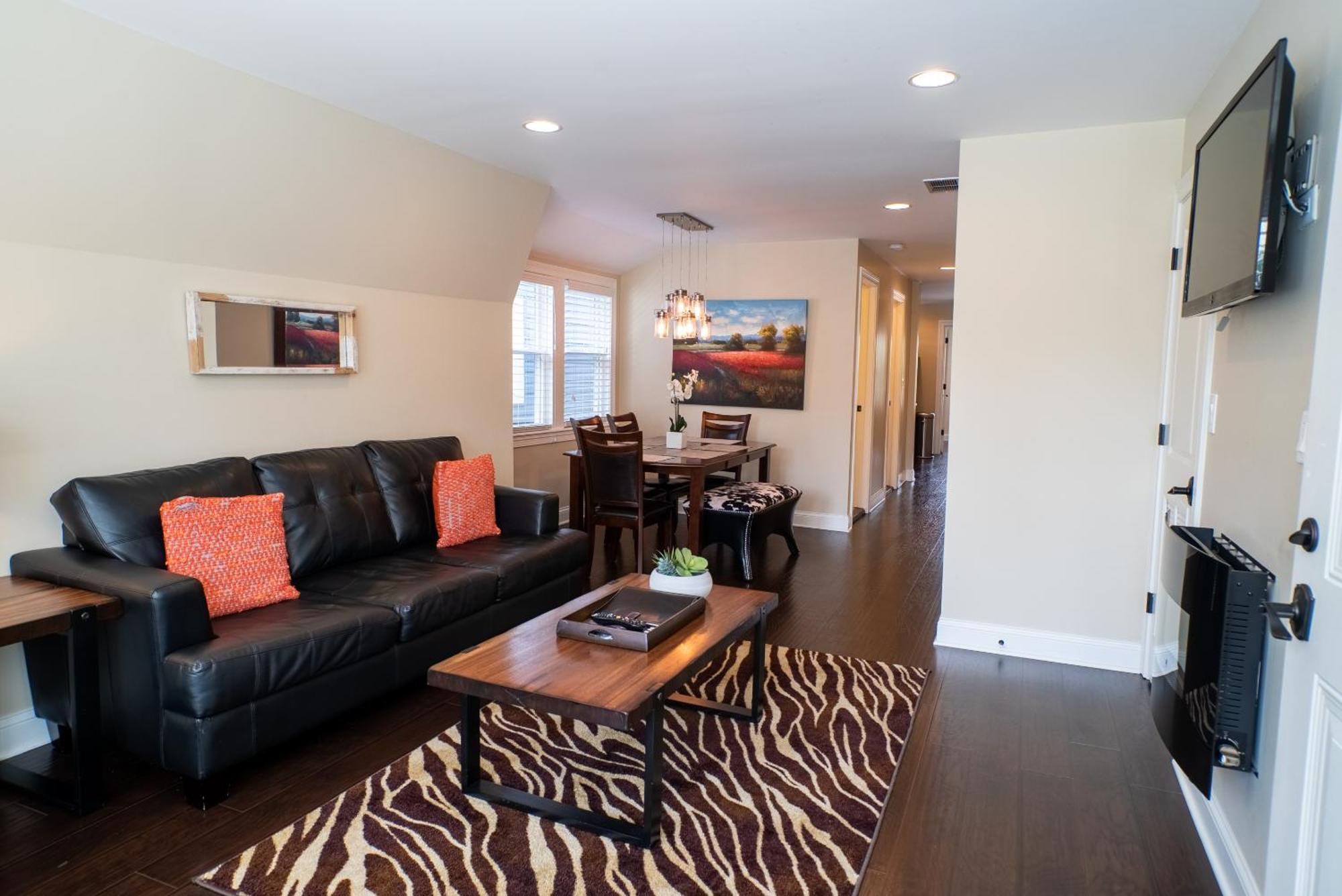 Apartment Roscoe Village Chicago