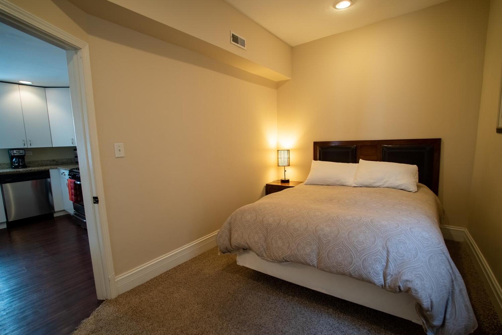 Roscoe Village * Chicago