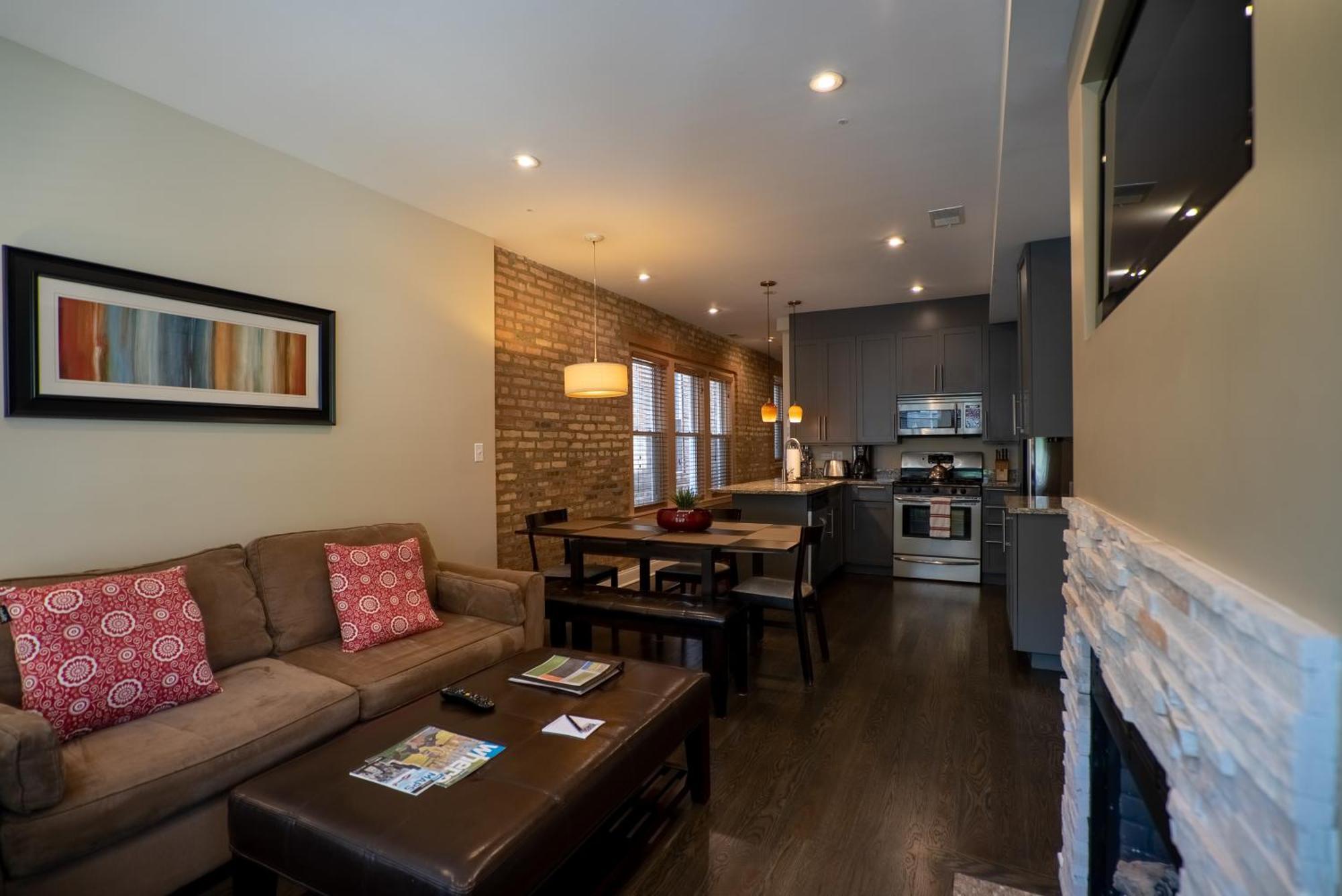 Roscoe Village * Chicago