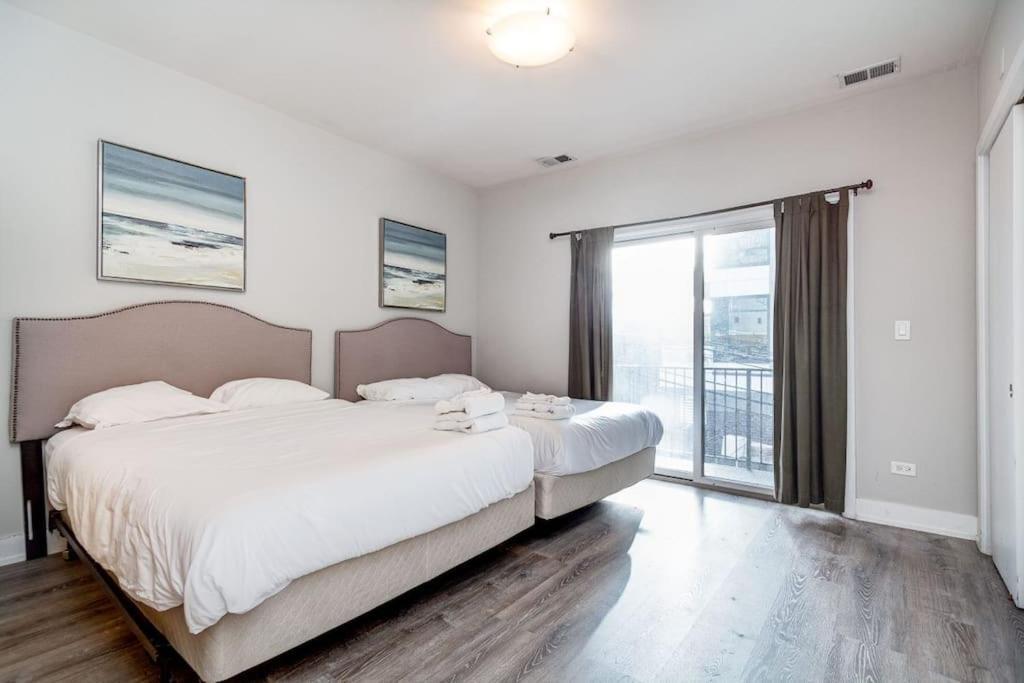 Cozy Beautiful Downtown Unit Chi In Prime River North Location Near Mag Mile - 1 Chicago