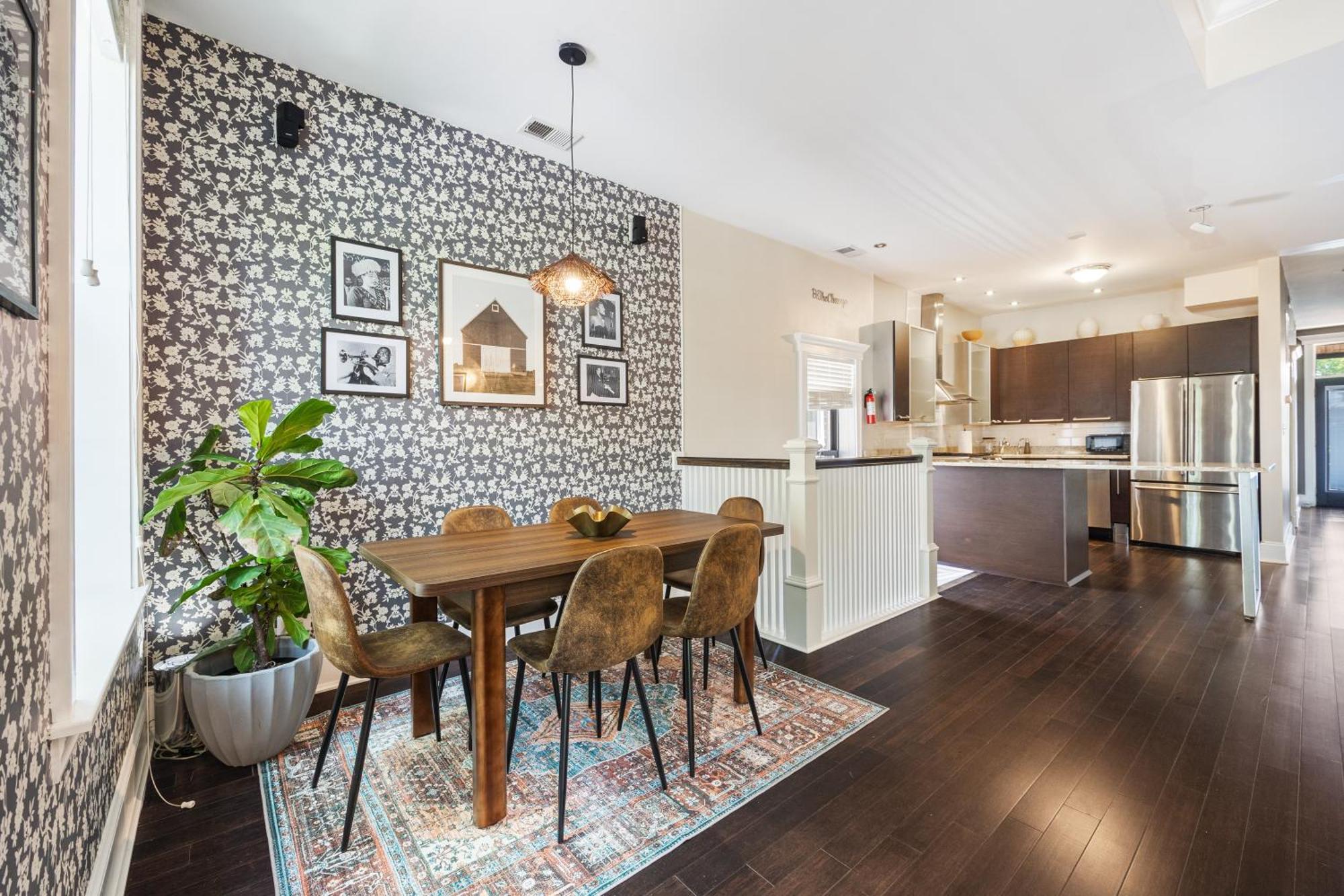 Wrigleyville * Chicago