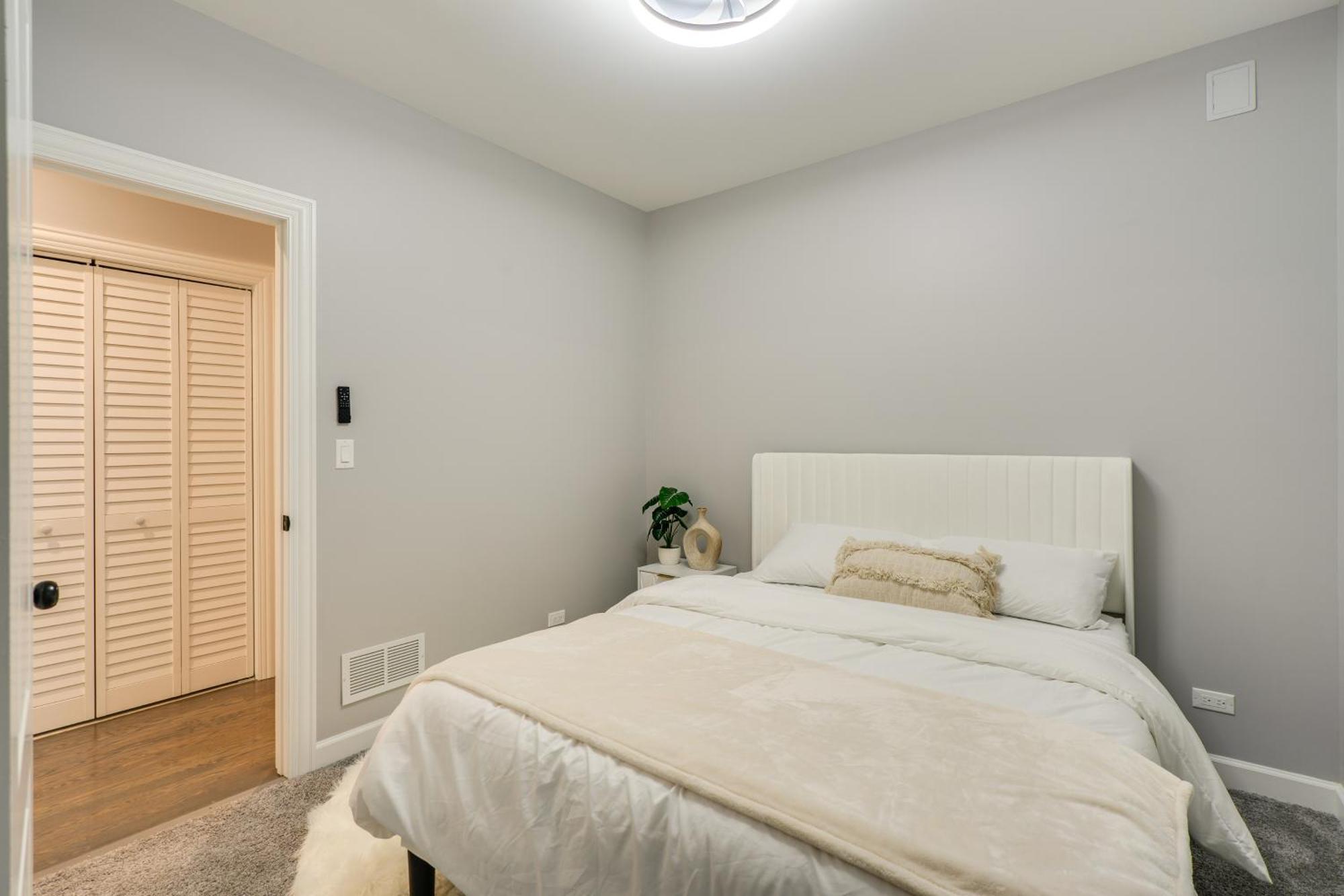 5 Mi To Dtwn Chicago Newly Built Condo