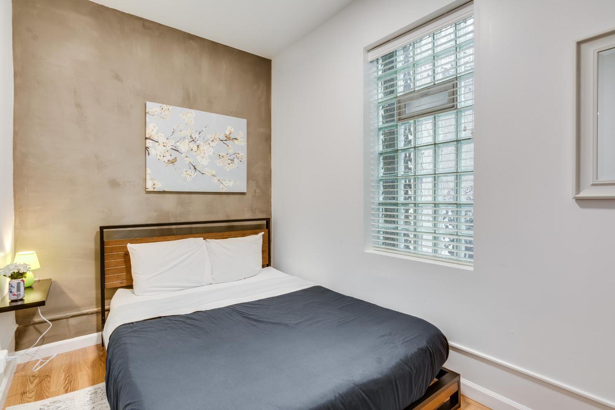Appartement Welcome To West Town! 2 Bedrooms And Pet Friendly Apts