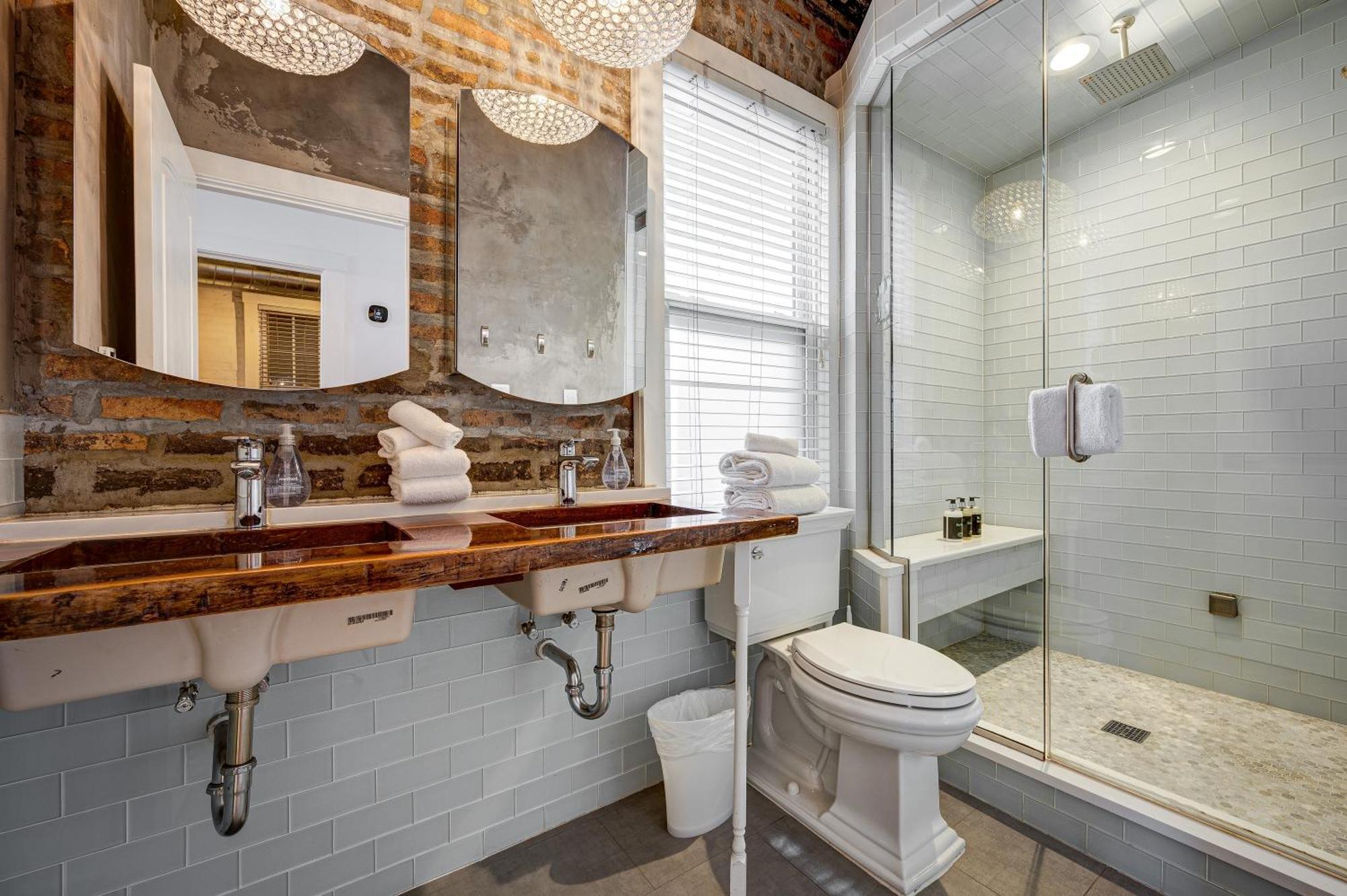 Apartamento Floor In The Heart Of West Town! Perfect For Any Group And Pet Friendly! Apts Chicago
