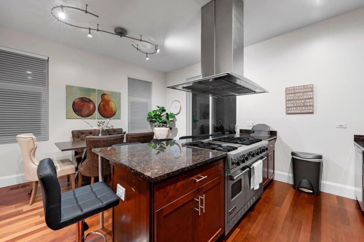 Casa de Férias Luxury Retreat With Theater Chicago