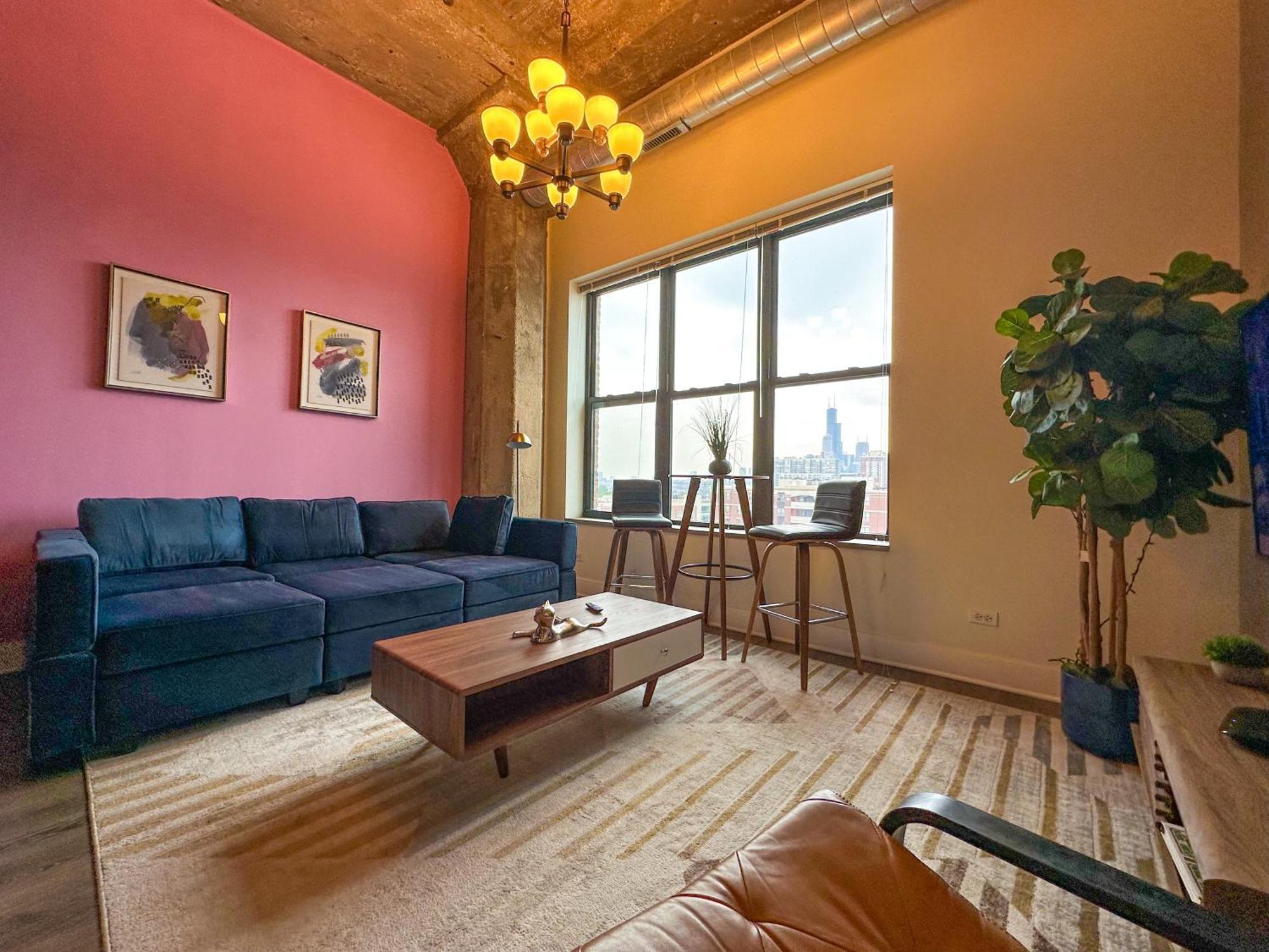 Apartment Modern 2Br Loft With Amazing City Skyline View And Optional Parking For 8 Guests Near Mccormick Place And Soldier Field *